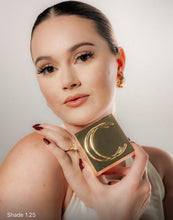 FLAWLESS FACE POWDER X MOST WANTED BUNDLE